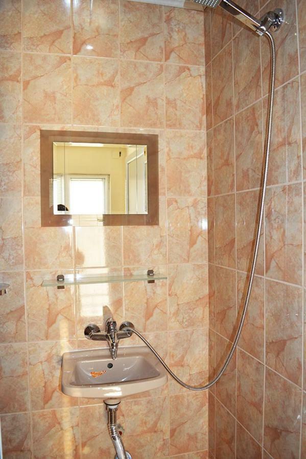 Къща За Гости "Черната Роза" Bŭlgarevo エクステリア 写真